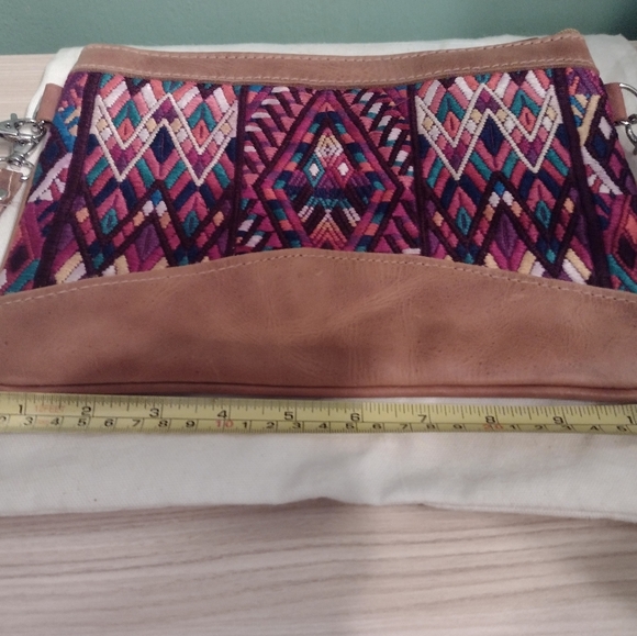 Mayan Fair Trade Guatemalan Handmade Crossbody - Picture 14 of 15